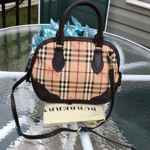 Burberry Handbags - Authentic Burberry bag